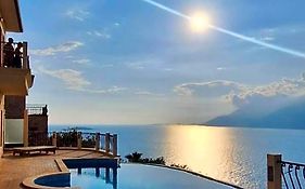 Hillcity Hotel (Adults Only)